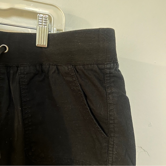 🖤black drawstring shorts - with pockets (size small) - Picture 8 of 12